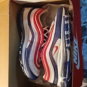 Men Nike airmax size 10.5 used